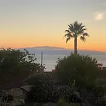 Mini Casa Arcoiris Tenerife * ギア・デ・イソラ