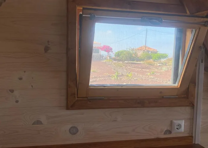 Mini Casa Arcoiris Tenerife Guía de Isora